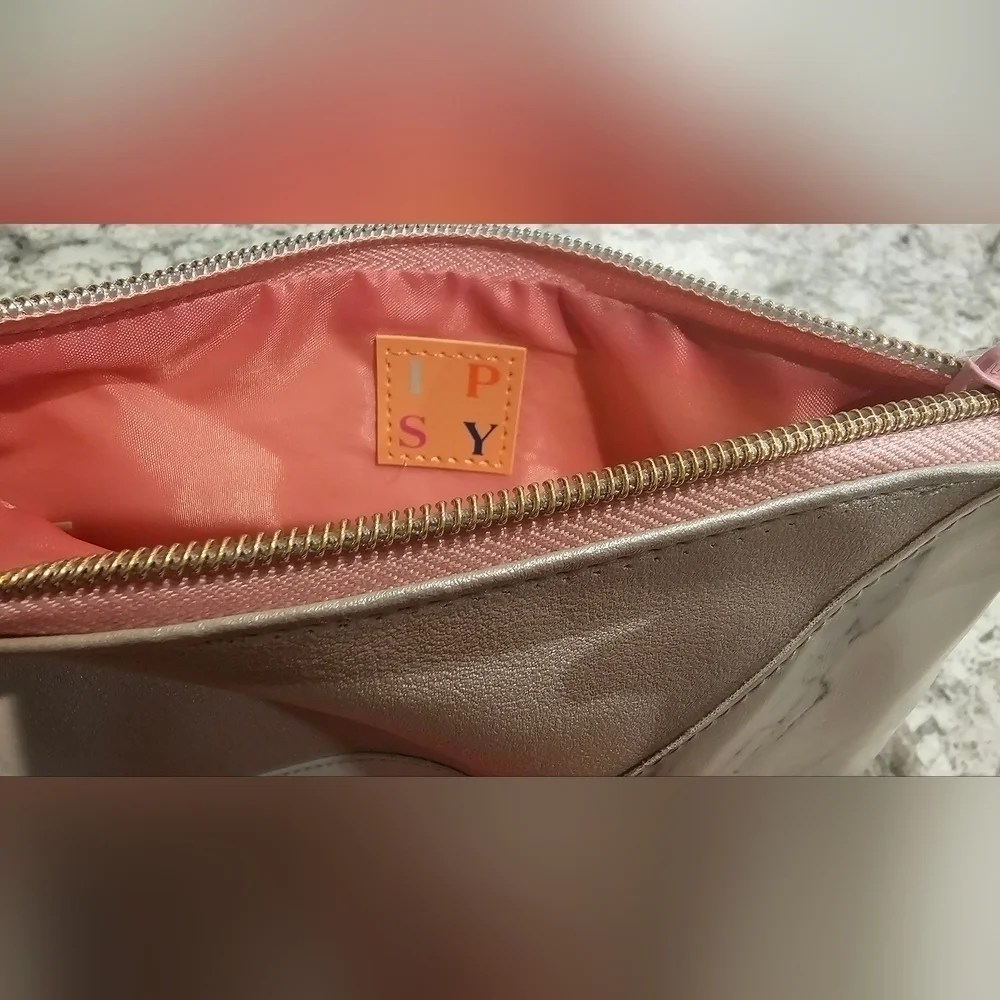 3-pk Ipsy Glam Bags - white and red